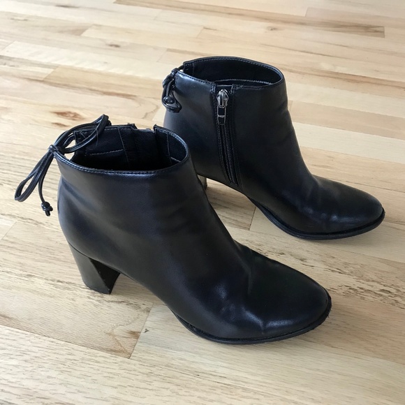 Marc Fisher Black Ankle Boots - Picture 7 of 8